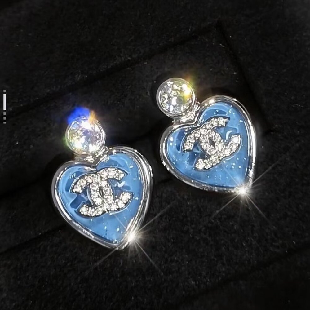 ✨✨Chanel Earring